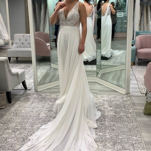 Wedding Dress - brand new! Never worn.